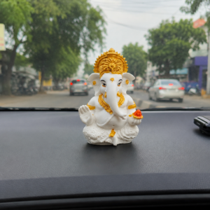 Car Dashboard Ganesha